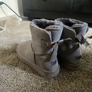 UGG Gray Cozy Ankle Boots Plush Lining